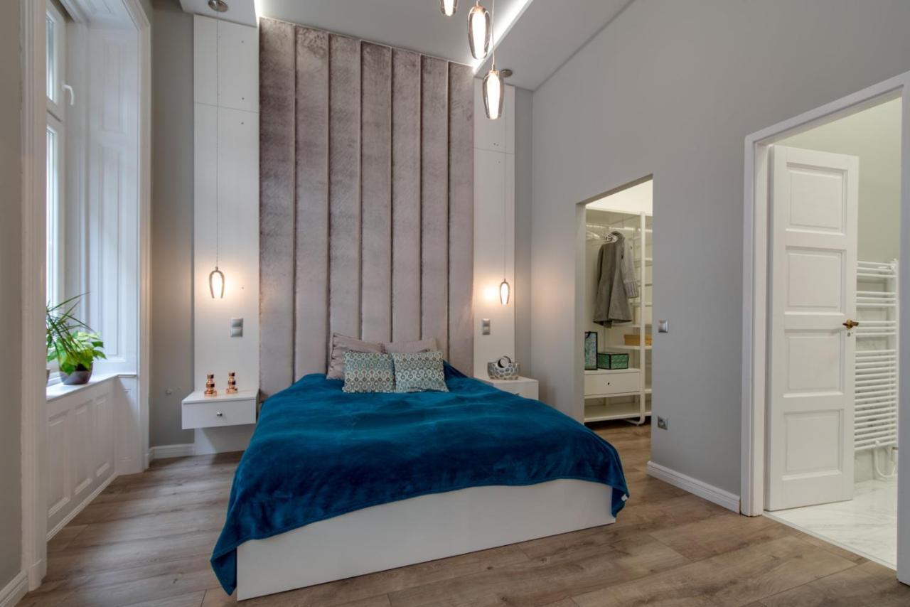 Helios Downtown Martha Lägenhet Budapest Exteriör bild